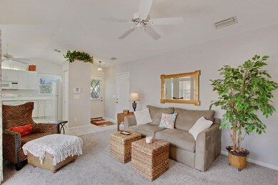 141 E Riverside Dr Jupiter FL-large-005-