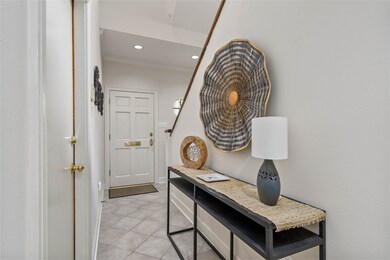 2409 Ralph St unit D, Houston, TX 77006 - photo 4