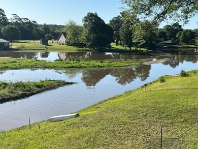 72 Hunter's Creek Dr, Huntsville, TX 77340 - photo 3