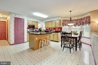 439 Hawkridge Ln, Sykesville, MD 21784 - photo 5