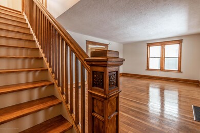 1215 Walsh St, Lansing, MI 48912 - photo 4