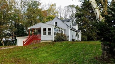 74 Elm St N, Barre, MA 01005 - photo 4