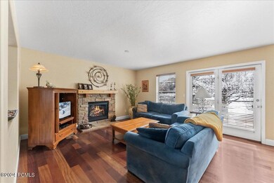 14-1104 E Fox Crest Dr, Park City, UT_01