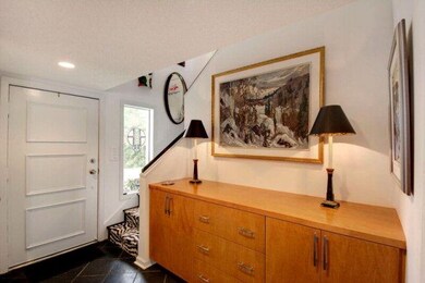 546 Oglethorpe Ave unit 9, Saint Simons Island, GA 31522 - photo 4