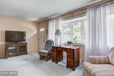 332 Timber Grove Rd, Reisterstown, MD 21136 - photo 2