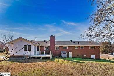 209 Belvue Dr, Union, SC 29379 - photo 6