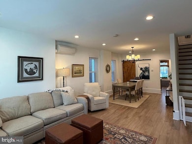 810 E Elm St, Conshohocken, PA 19428 - photo 2