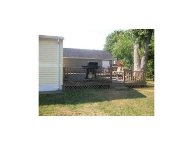 137 Overland Ave, Cranston, RI 02910 - photo 3