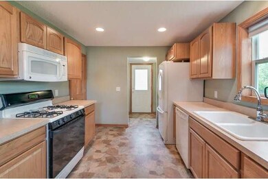 Huge updated spacious kitchen, note the recess lig