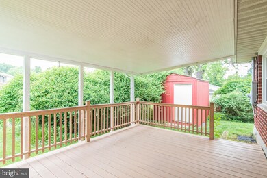 922 Starbit Rd, Towson, MD 21286 - photo 6