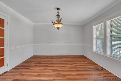 3003 W Berwick St, Claremore, OK 74017 - photo 6