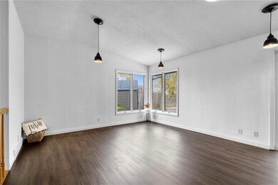 3732 Tanager Dr NE, Cedar Rapids, IA 52402 - photo 5