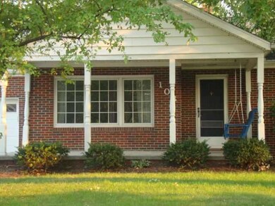 103 Charles St, Archbold, OH 43502 - photo 2