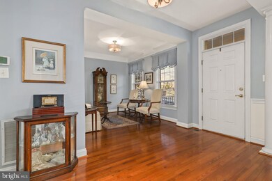 9789 Maple Trace Cir, Fairfax, VA 22032 - photo 5