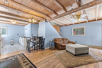 Living Room / Kitchen