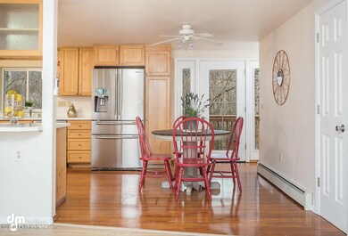 Kitchen_Dining Area 6094-SMALL