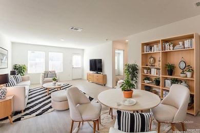 5174 Fowler Crest, Converse, TX 78109 - photo 4