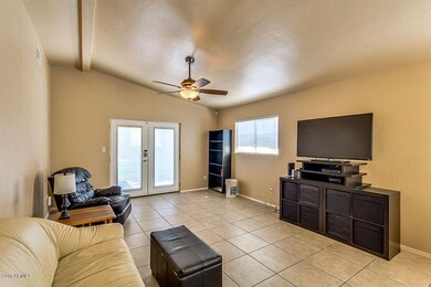 2032 E Howe living room