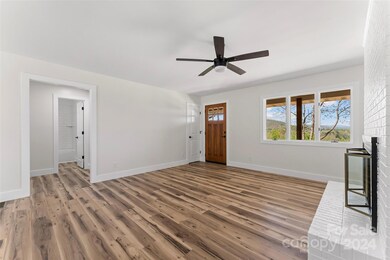 126 Max View Dr unit 4, Leicester, NC 28748 - photo 5