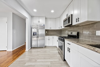 456 N Walnut St, Waterbury, CT 06704 - photo 2