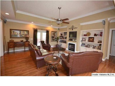 Extra large extra beautiful great room!