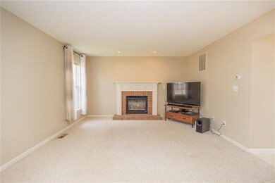 A great space for family get-togethers with a beau