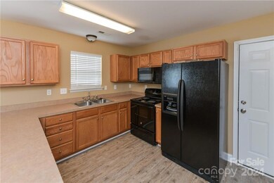 115 Vermillion Loop, Statesville, NC 28625 - photo 5