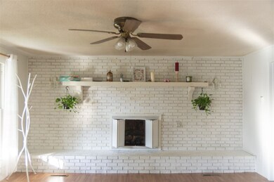 27 Littlefield St, Inman, SC 29349 - photo 2