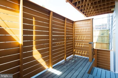 1118 4th St NE, Washington, DC 20002 - photo 4