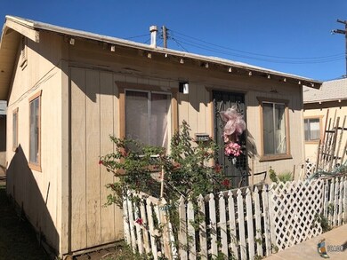 748 W Commercial Ave, El Centro, CA 92243 - photo 3