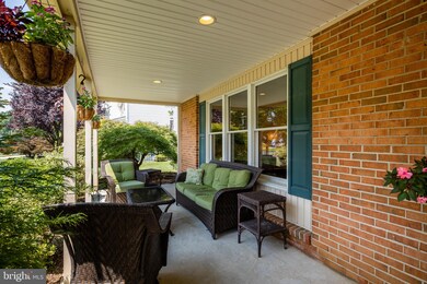 214 Swedes Run Dr, Delran, NJ 08075 - photo 2