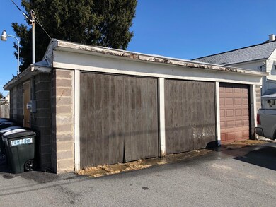 502 Cypress St, Throop, PA 18512 - photo 3