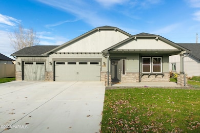 6109 Cottonwood Loop, Yakima, WA 98903 - photo 2