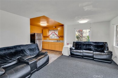 13700 S Willowbrook Ave, Compton, CA 90222 - photo 5