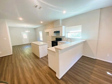 787 Fair St unit B, Houston, TX 77088 - photo 4