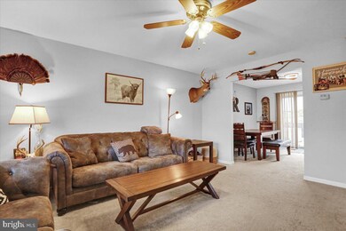 240 Bainbridge Cir, Reading, PA 19608 - photo 3