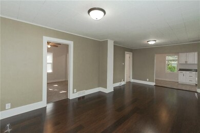 610 Palmer Place, Des Moines, IA 50315 - photo 5