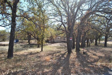 240 Circle Dr, Comanche, TX 76442 - photo 5
