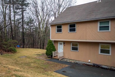 18 Chagnon Ln unit A, Hudson, NH 03051 - photo 2