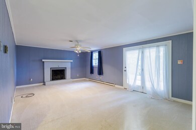 212 Wakefield Rd, Hagerstown, MD 21740 - photo 5