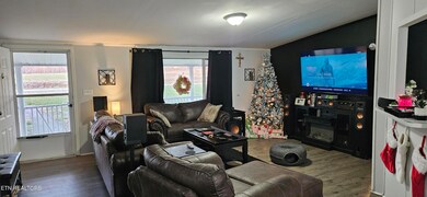 1679 Kingtown Rd, Winfield, TN 37892 - photo 4