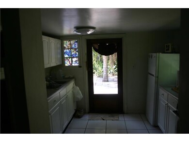 719 SW 14th Terrace, Fort Lauderdale, FL 33312 - photo 6