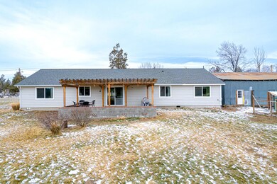 4446 Northwest Way, Redmond, OR 97756 - photo 5