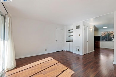 14653 Doolittle Dr, San Leandro, CA 94577 - photo 7