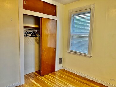 8 Rice St unit 2, Brookline, MA 02445 - photo 4