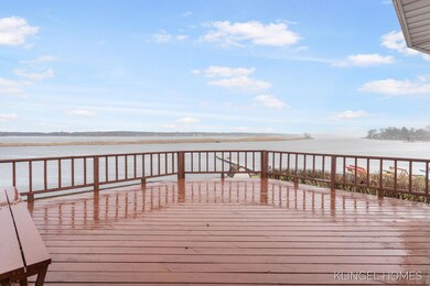6-web-or-mls-553-gidley-dr-h