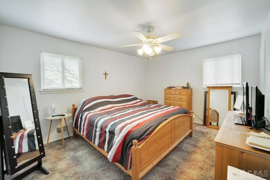 3 Sczkurka Place, Carteret, NJ 07008 - photo 7