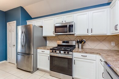 2817 Waterside Trail, Pearland, TX 77584 - photo 4