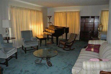 Living Room.JPG