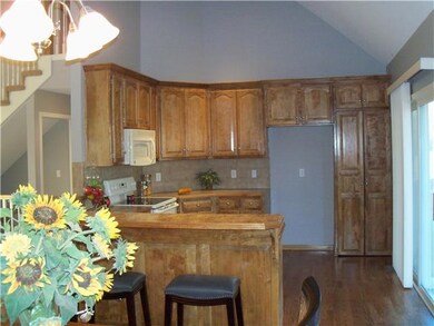 20959 S Skyview Ln, Spring Hill, KS 66083 - photo 5